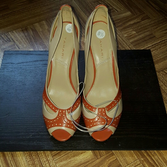 Cream and Firesky Contrast Heels by Tahari - Picture 1 of 3